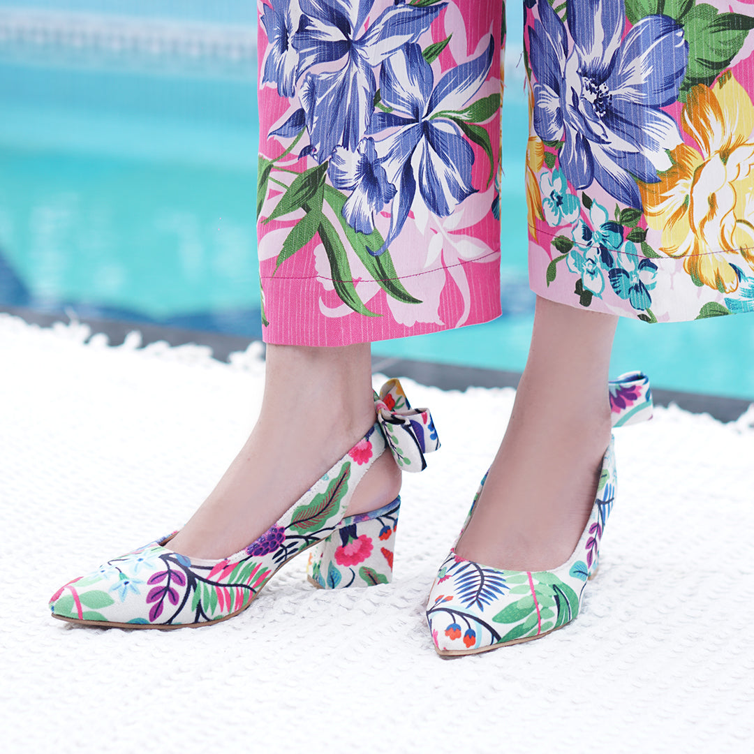 Elarawalk Floral Finesse