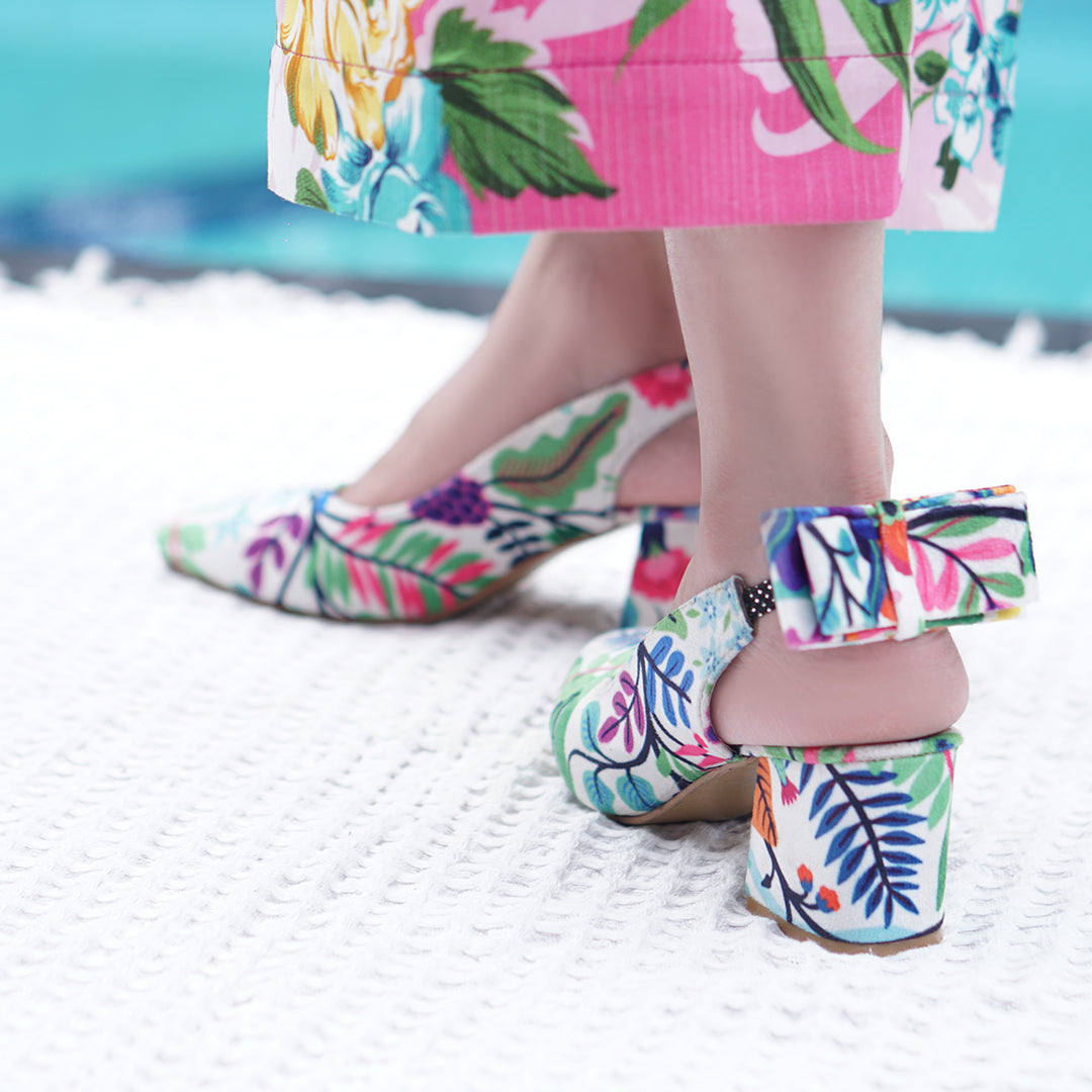 Elarawalk Floral Finesse