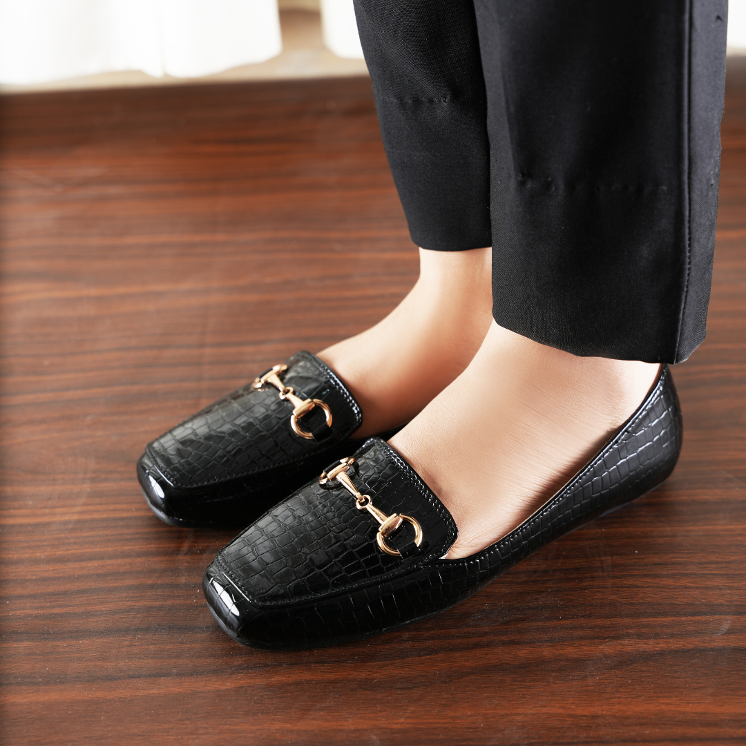 ElaraWalk Classic Black Loafers