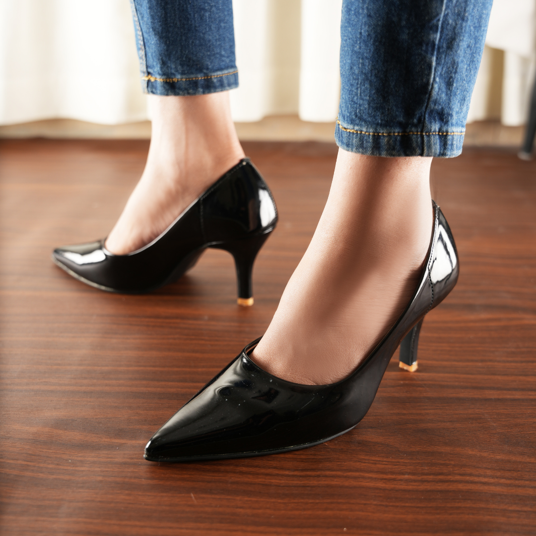 Elarawalk Classic Black Heel